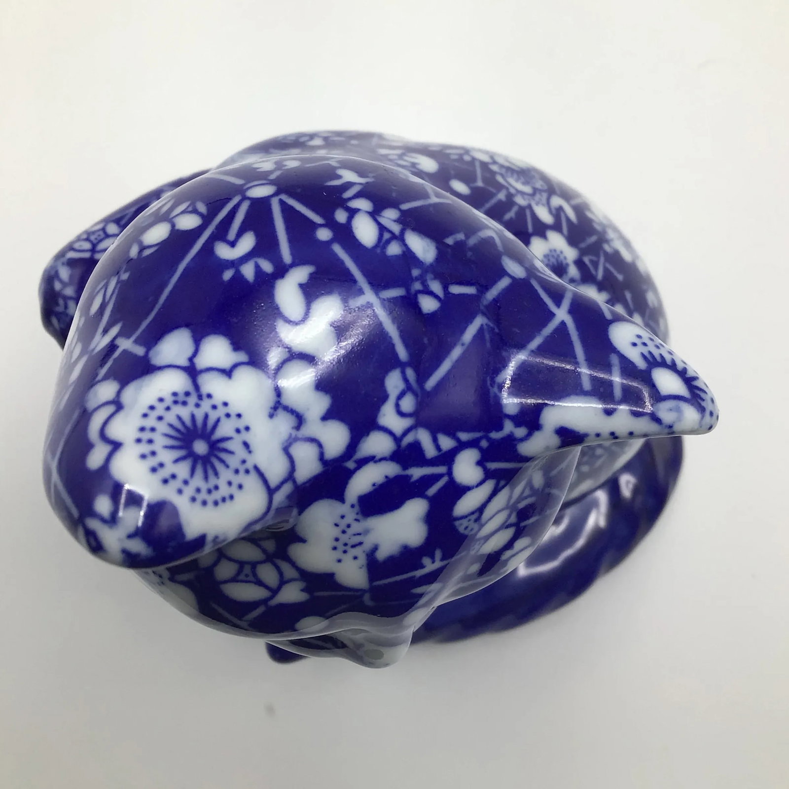 Vintage Chintz Porcelain Blue and White Floral Calico Kitten - 8