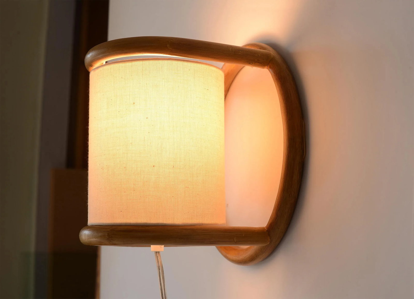 Vintage 1970s Boho Bent Bamboo Electric Wall Sconce - 5