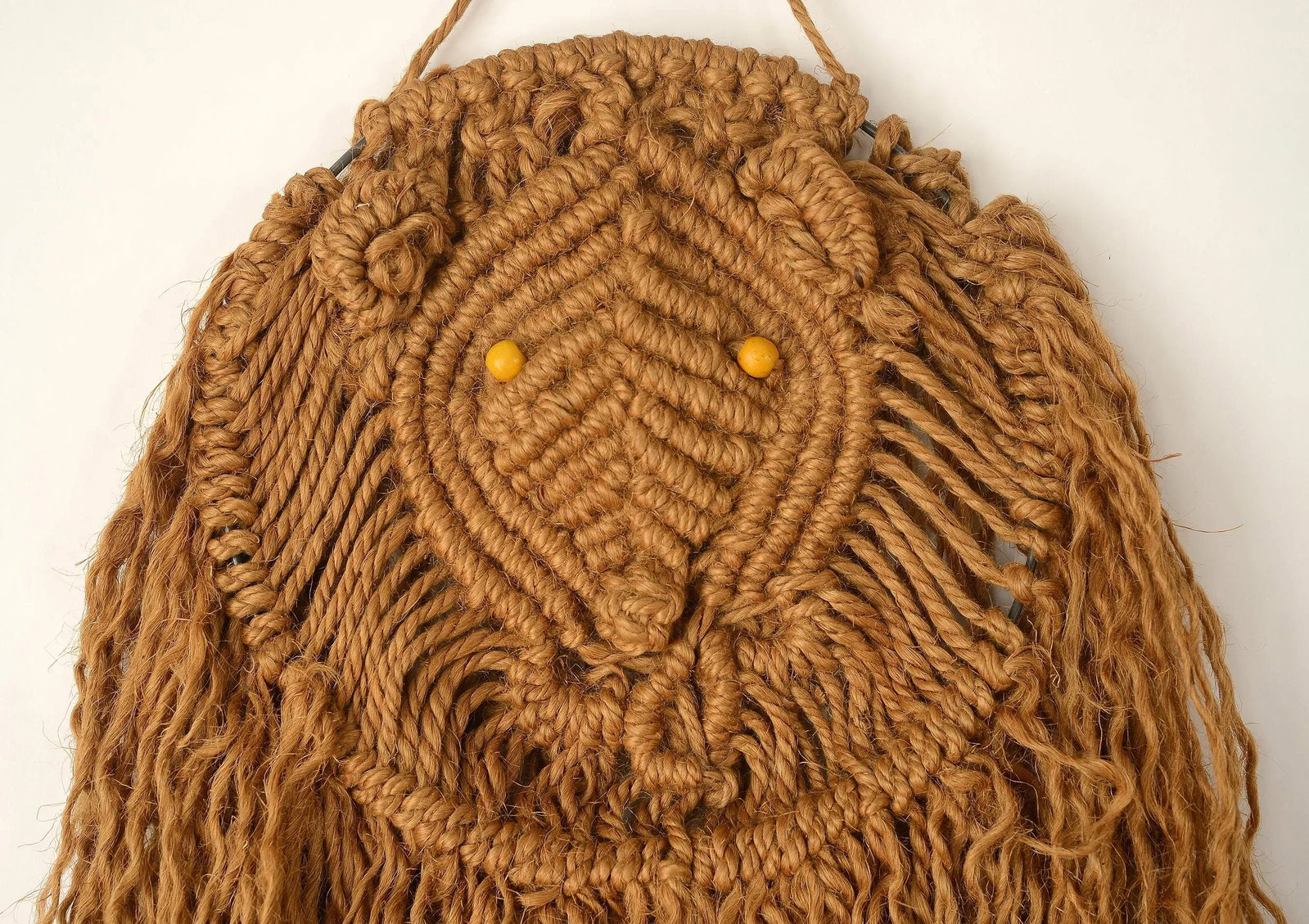 Vintage 1970s Boho Lion Head Jute Macrame Wall Hanging - 3