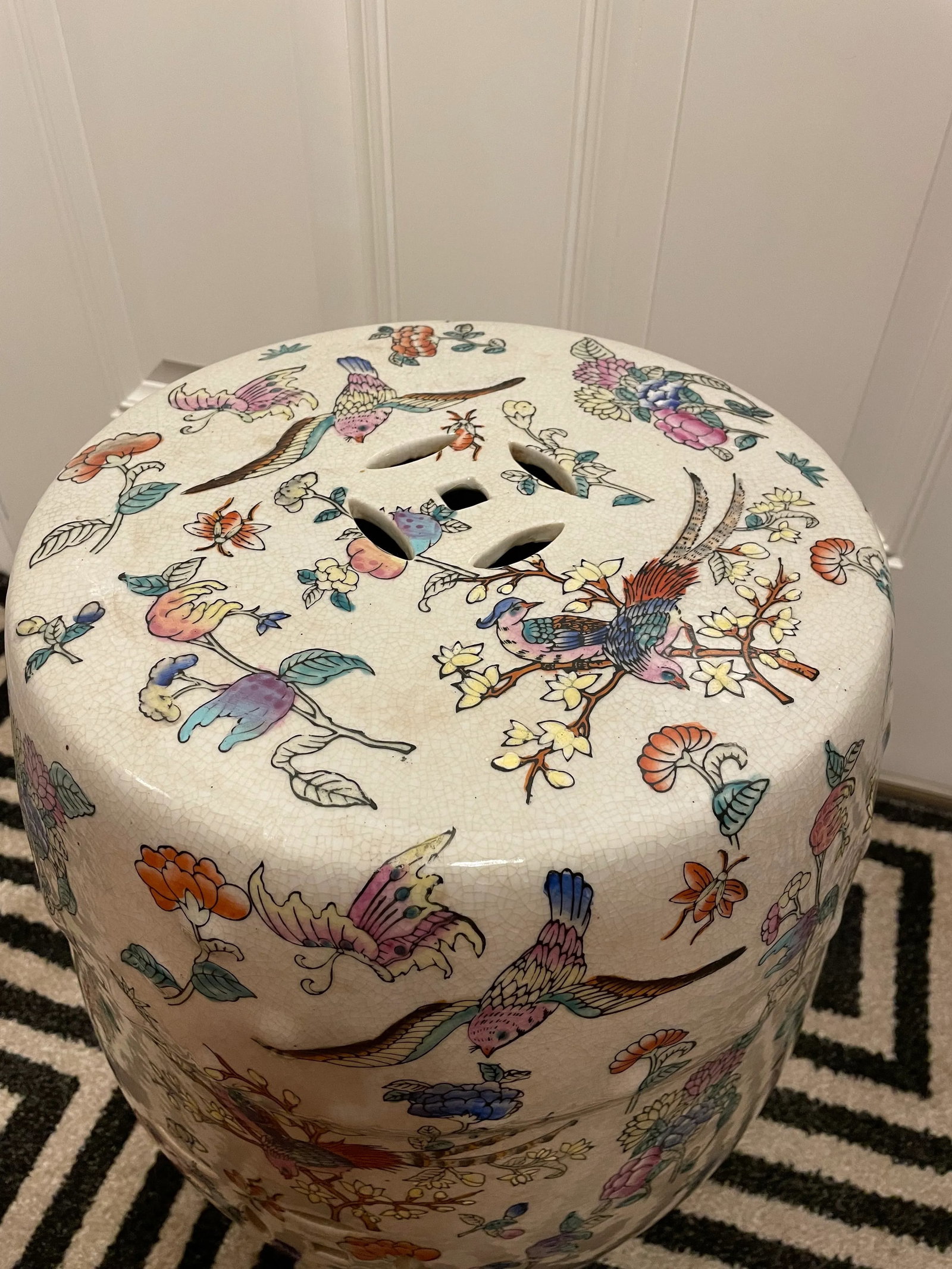 Chinoiserie Famille Rose Floral and Fauna Porcelain Garden Stool Seat - 9