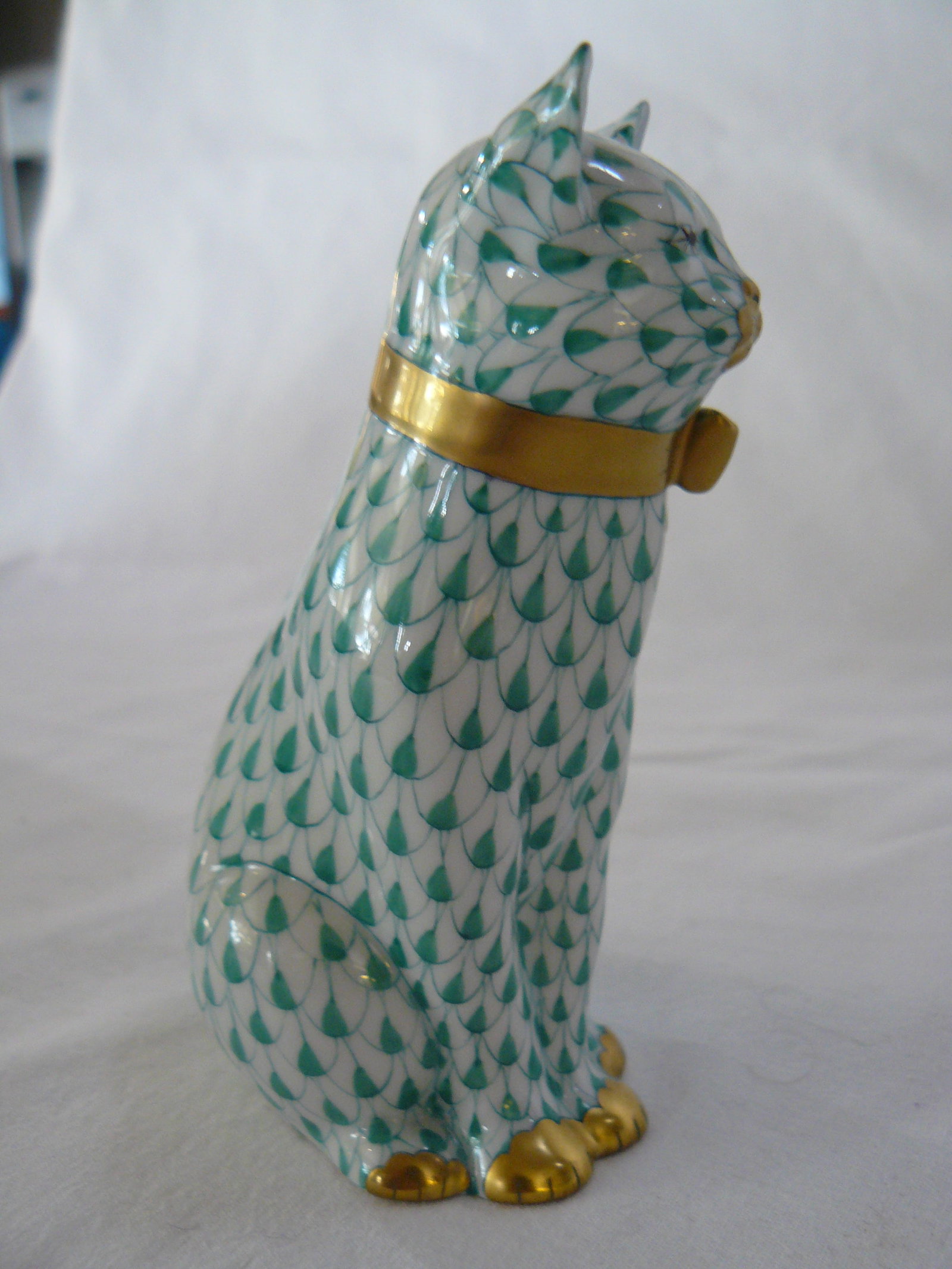 Herend Green Fishnet Cat With Gold Bow - 7