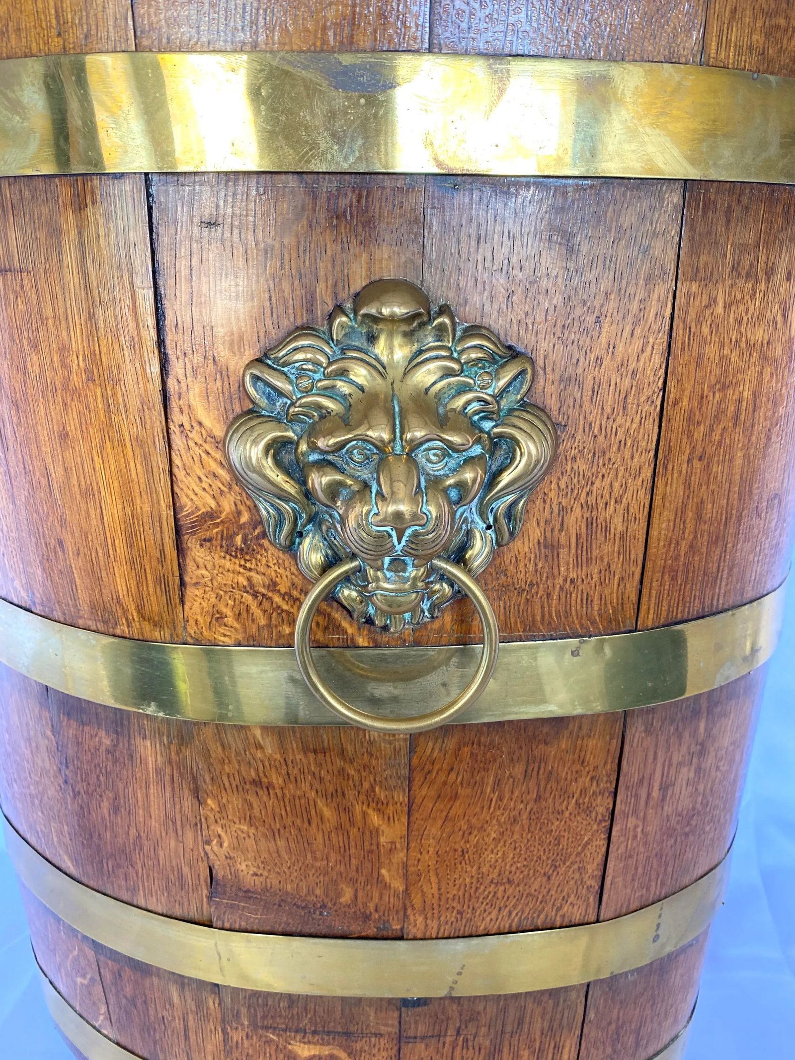 Late 19th Century English Oak Barrel With Brass Bands Umbrella Stand - 2