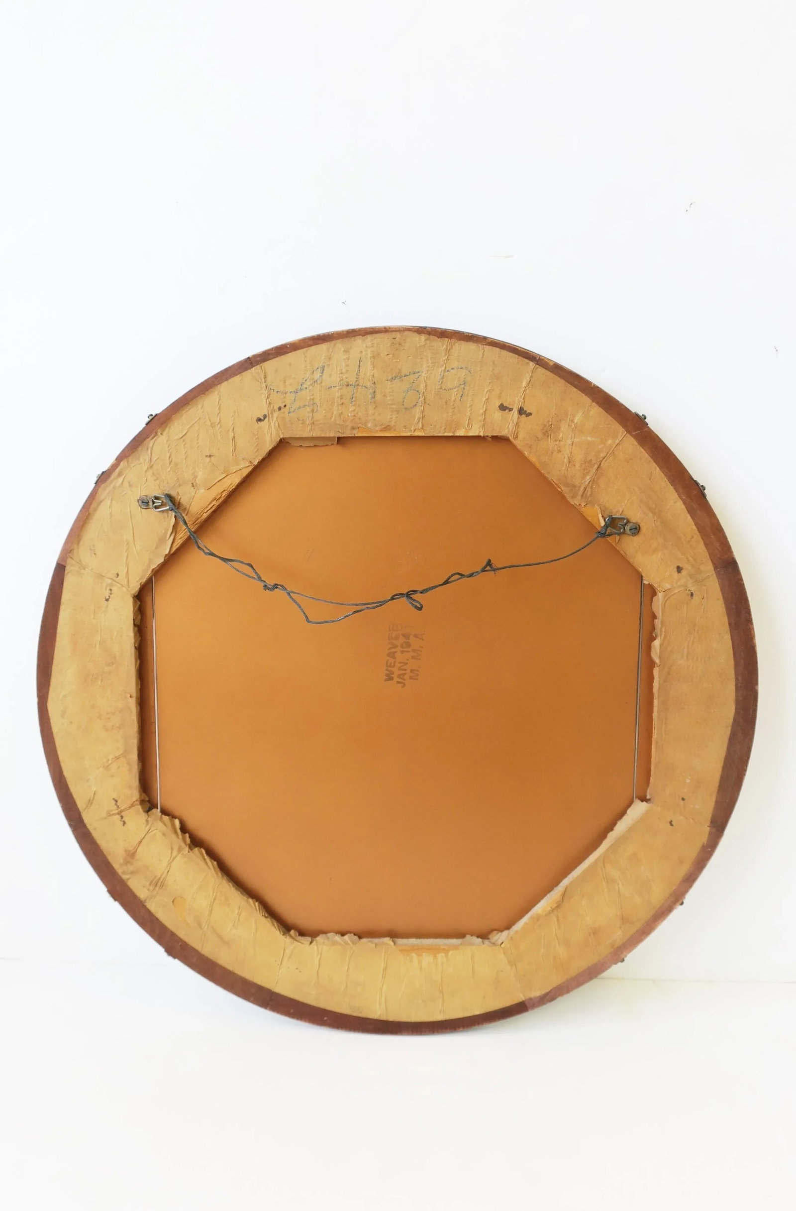 Art Deco Pink Rose Glass Round Wall Mirror, Circa 1940s - 11