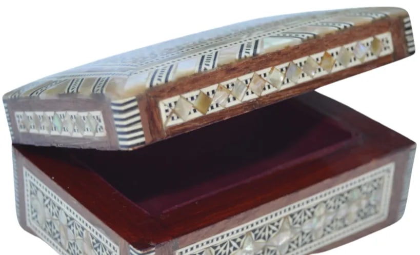 Mid 20th Century Mother-Of-Pearl Inlaid Moorish Box - 8