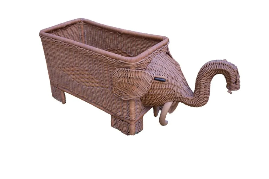 Vintage Elephant Wicker Basket Planter - 7