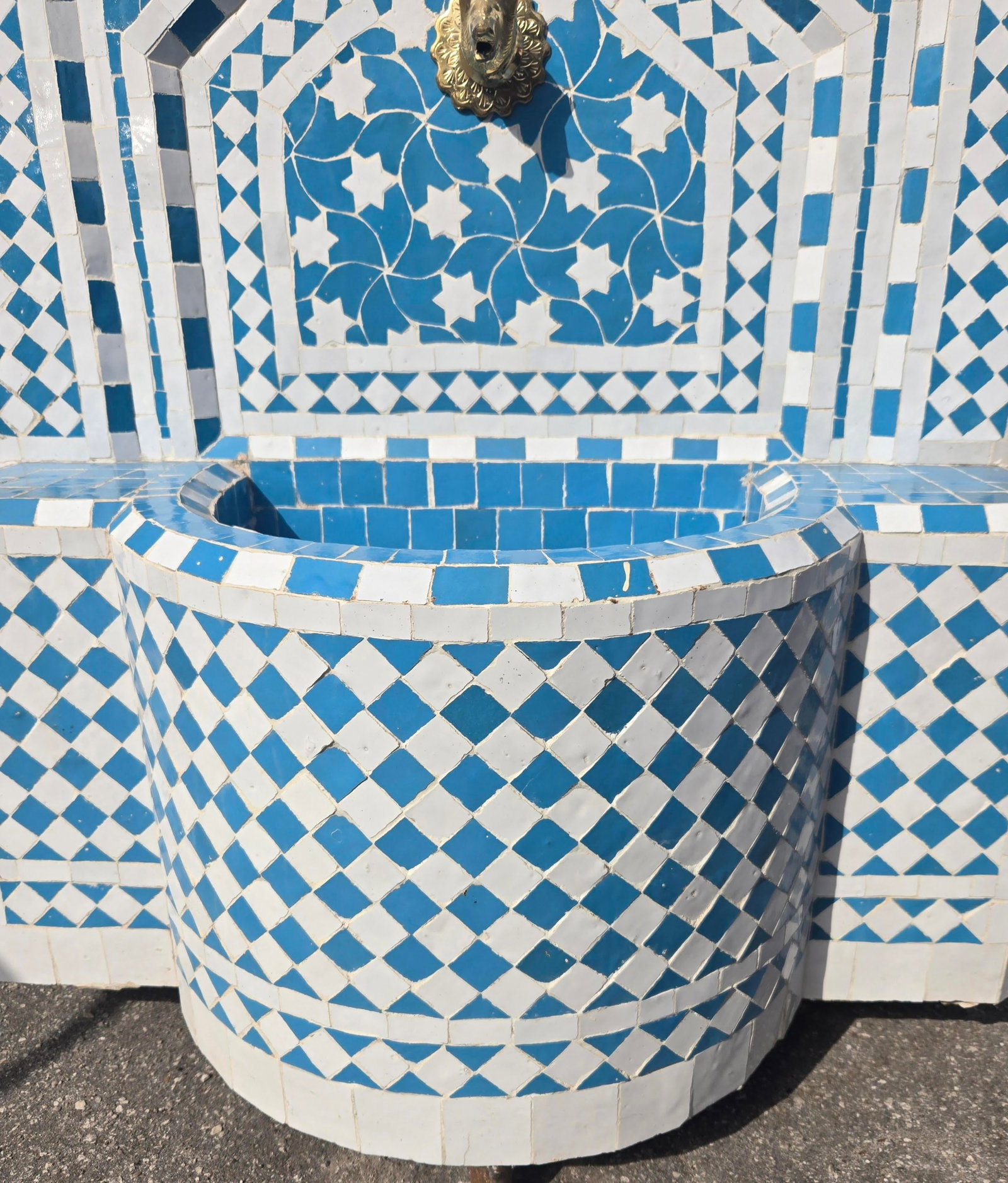 Moroccan Turquoise & White Mosaic Tile Fountain / Rafraf Style - 6