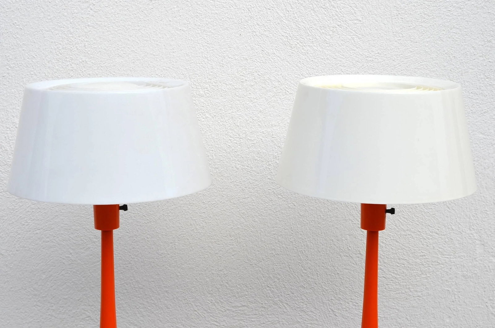 Vintage Lumilon Table Lamps by Gerald Thurston for Lightolier - A Pair - 7