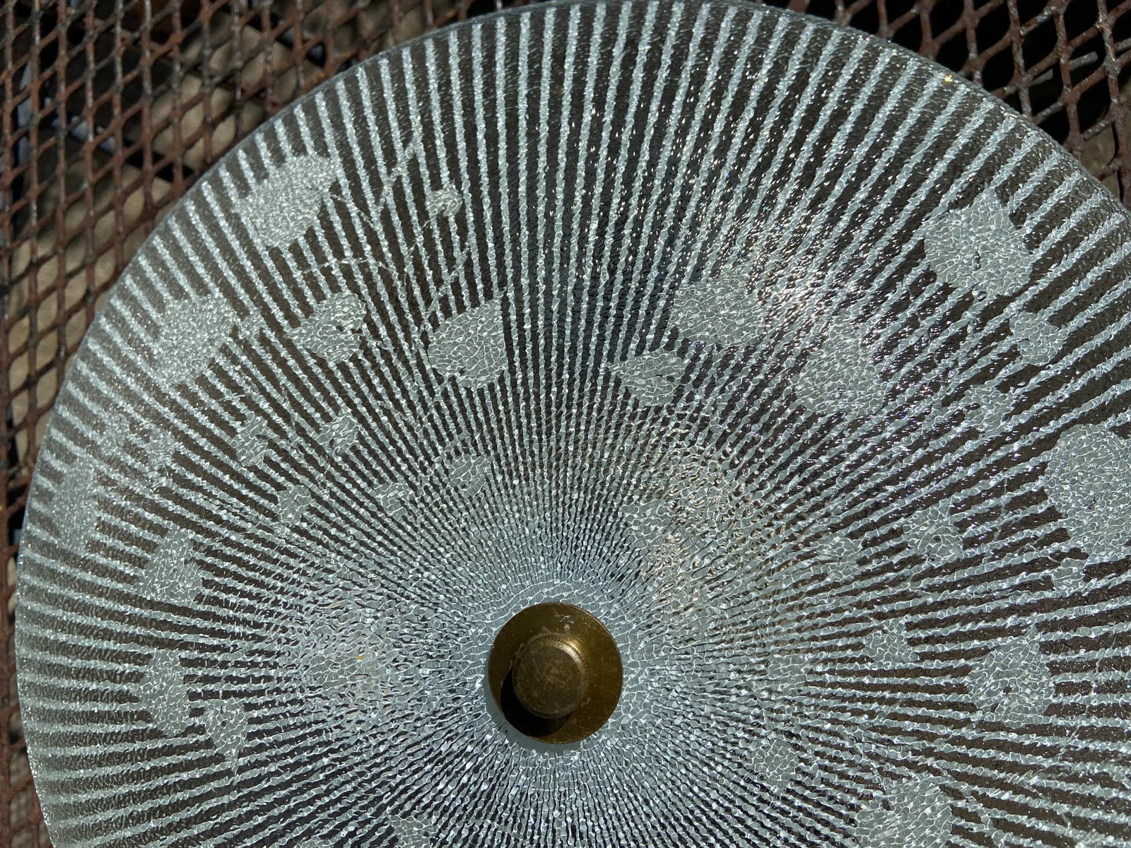 Mid 20th Century Frosted Glass Leaf Ceiling Light Shade - 5