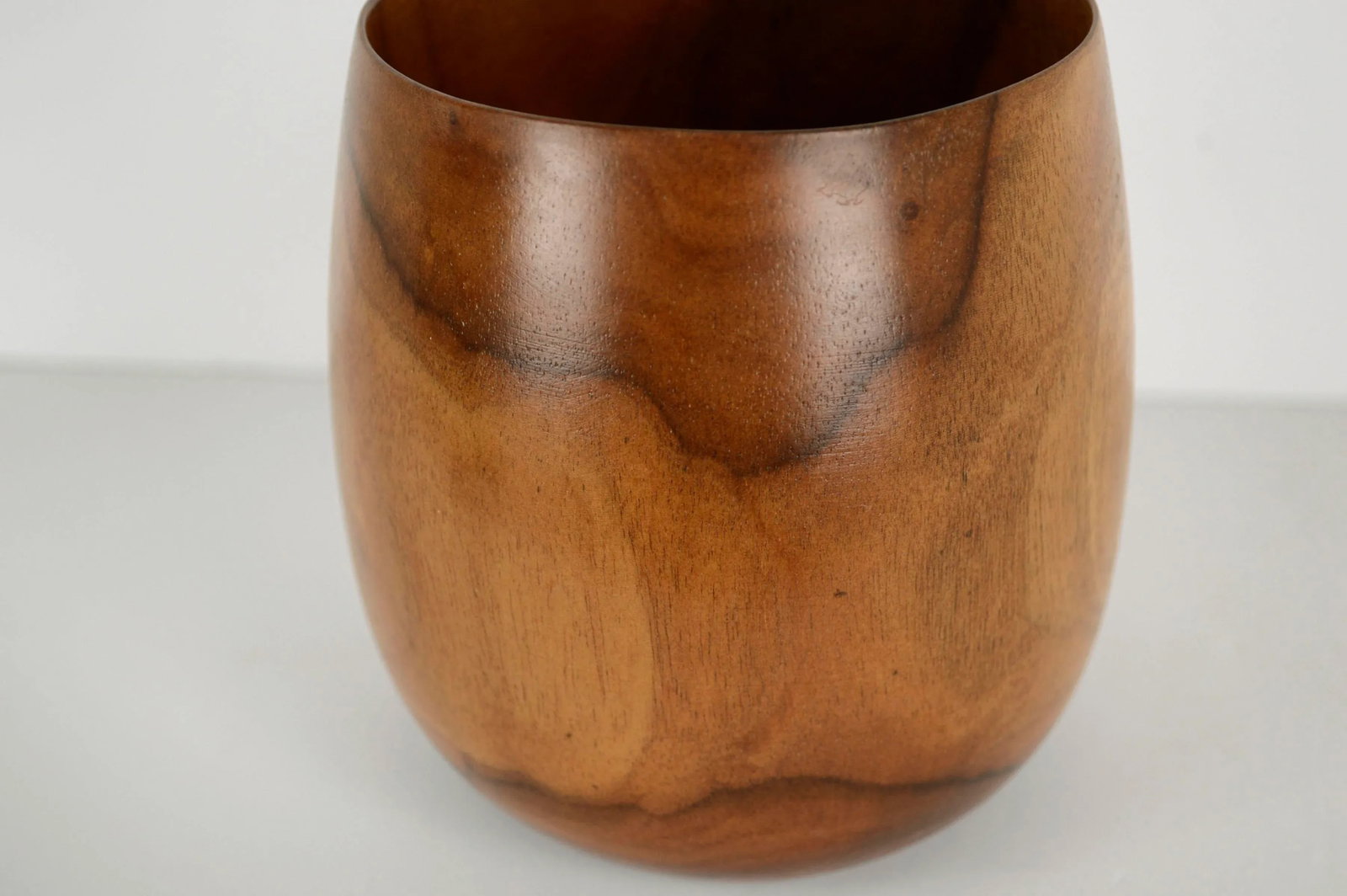Hawaiian Hand Turned Wood Milo Bowl Vessel by Joseph Mathieu Hawaii - 3