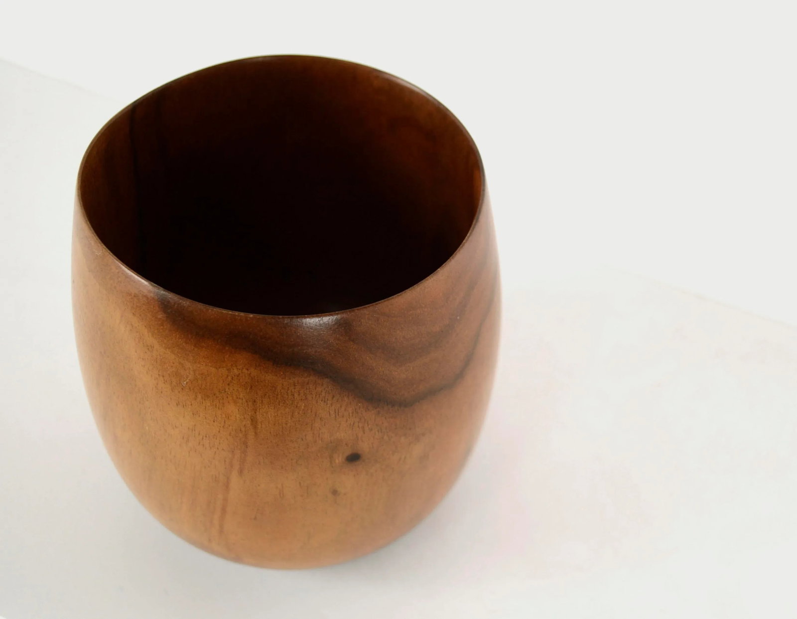 Hawaiian Hand Turned Wood Milo Bowl Vessel by Joseph Mathieu Hawaii - 4