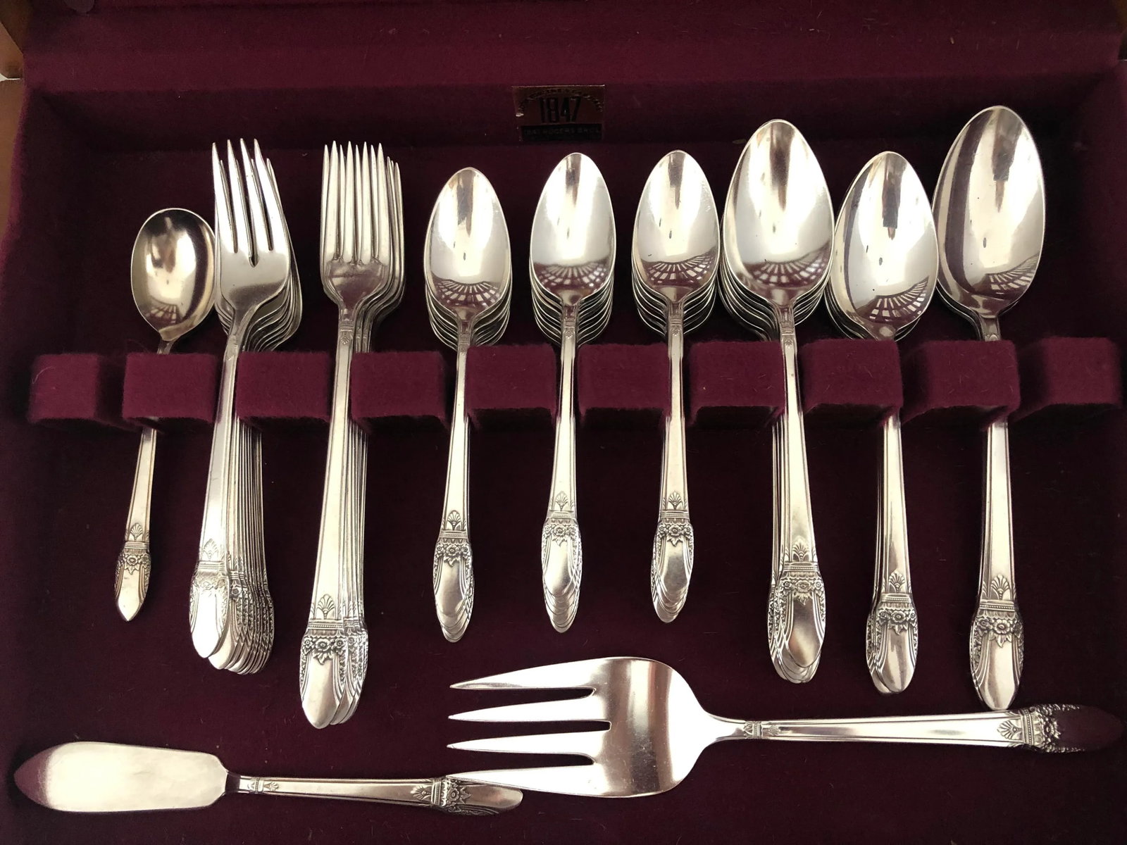 Rogers Brother's First Love Silverplate Flatware Service for 12 - 4