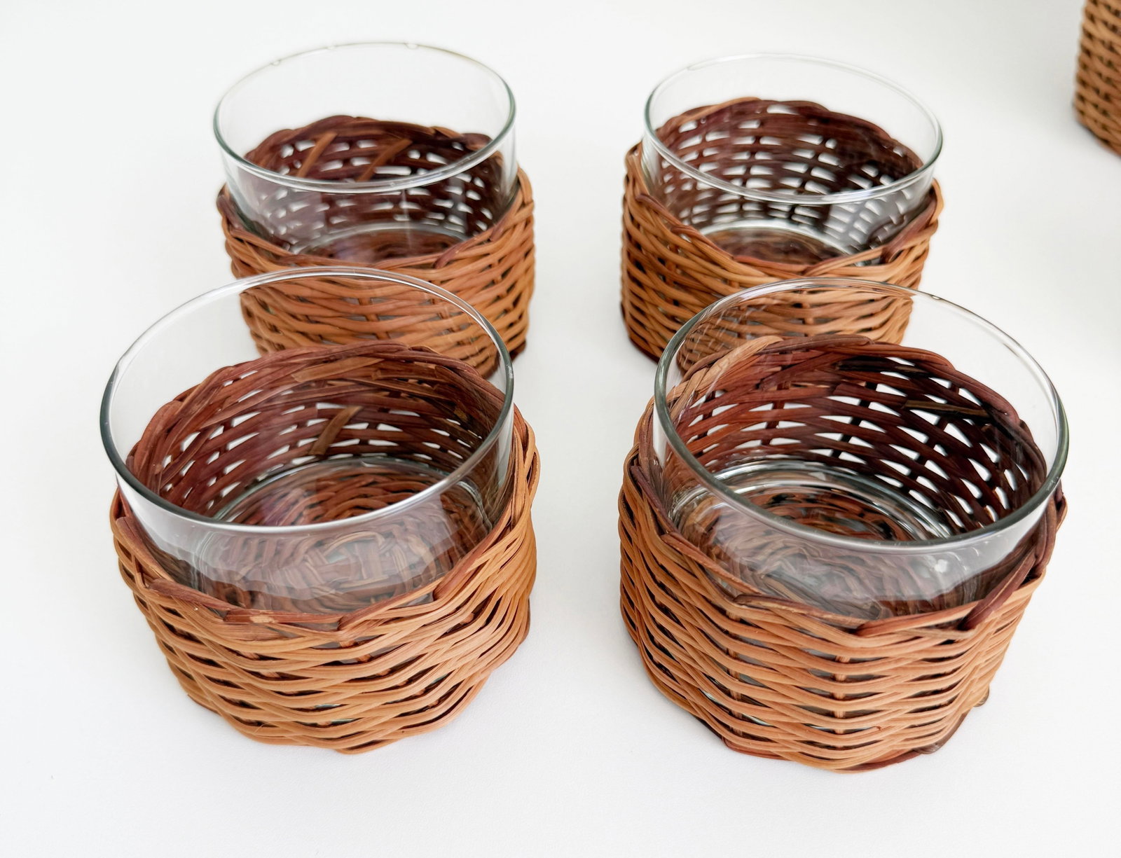 Vintage Wicker & Glass Drink Set, Ice Bucket & 8 Glasses - 3