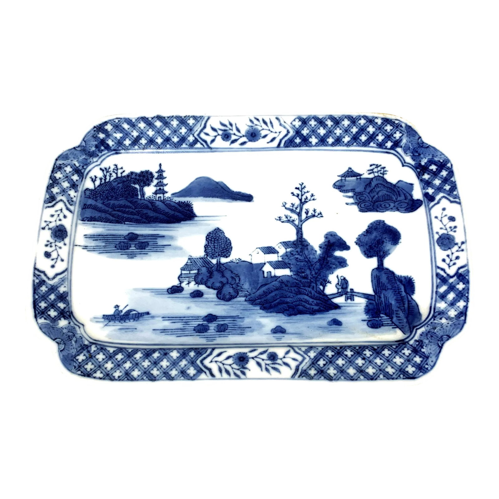 Vintage Asian Blue & White Platter: Vintage Asian blue & white platter. This is a pre-owned item so please see all pictures and ask any questions. Condition: Alterations: Original Condition Unaltered Imperfections: Some Imperfections Co