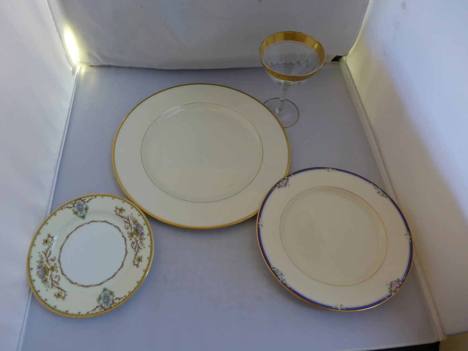 Vintage Mismatched Dinner Settings - Set of 4 - 7