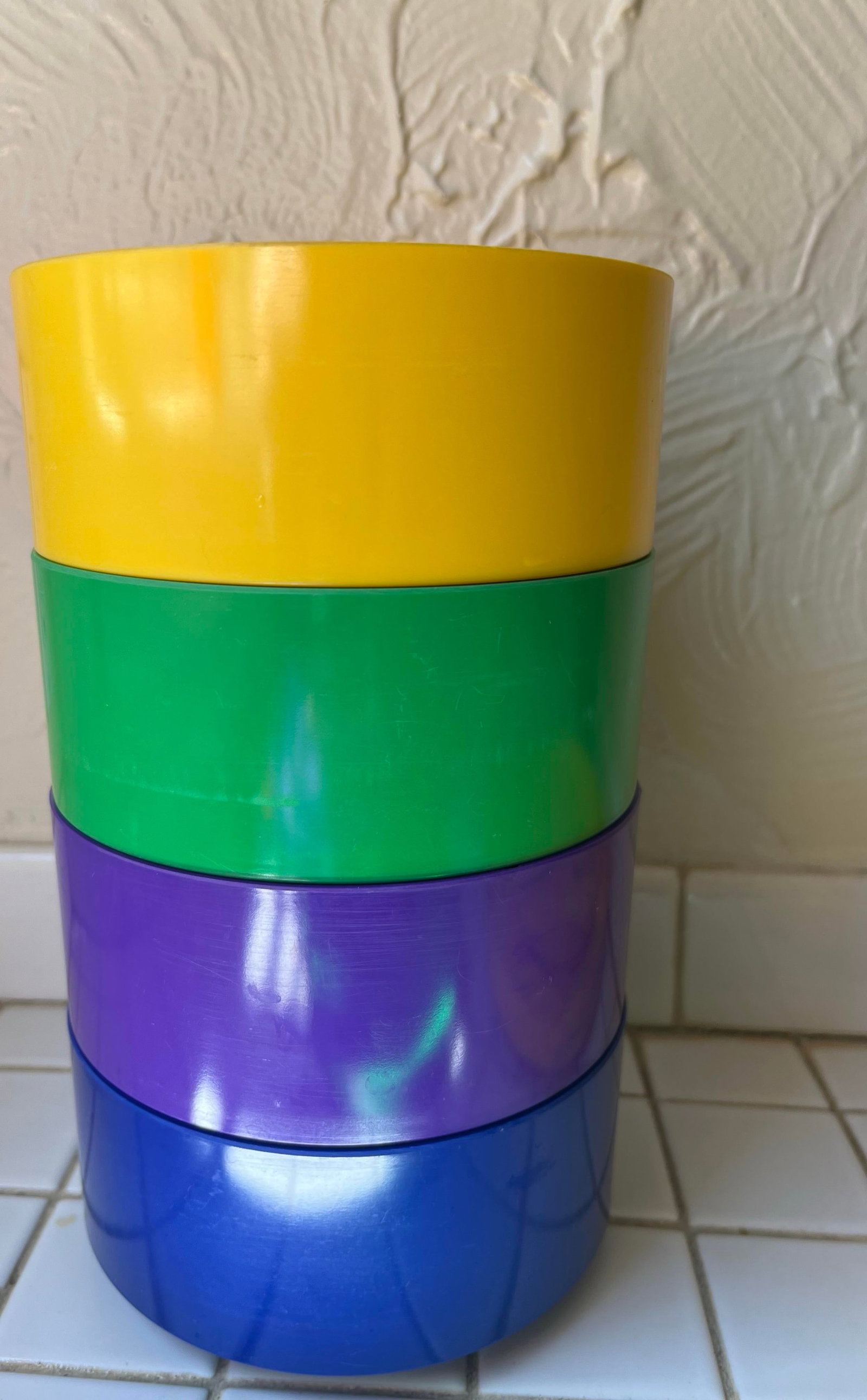 1970s Heller Massimo Postmodern Plastic Dinnerware Vignelli Rainbow Stacking Mug & Plate Set - 18pcs - 6