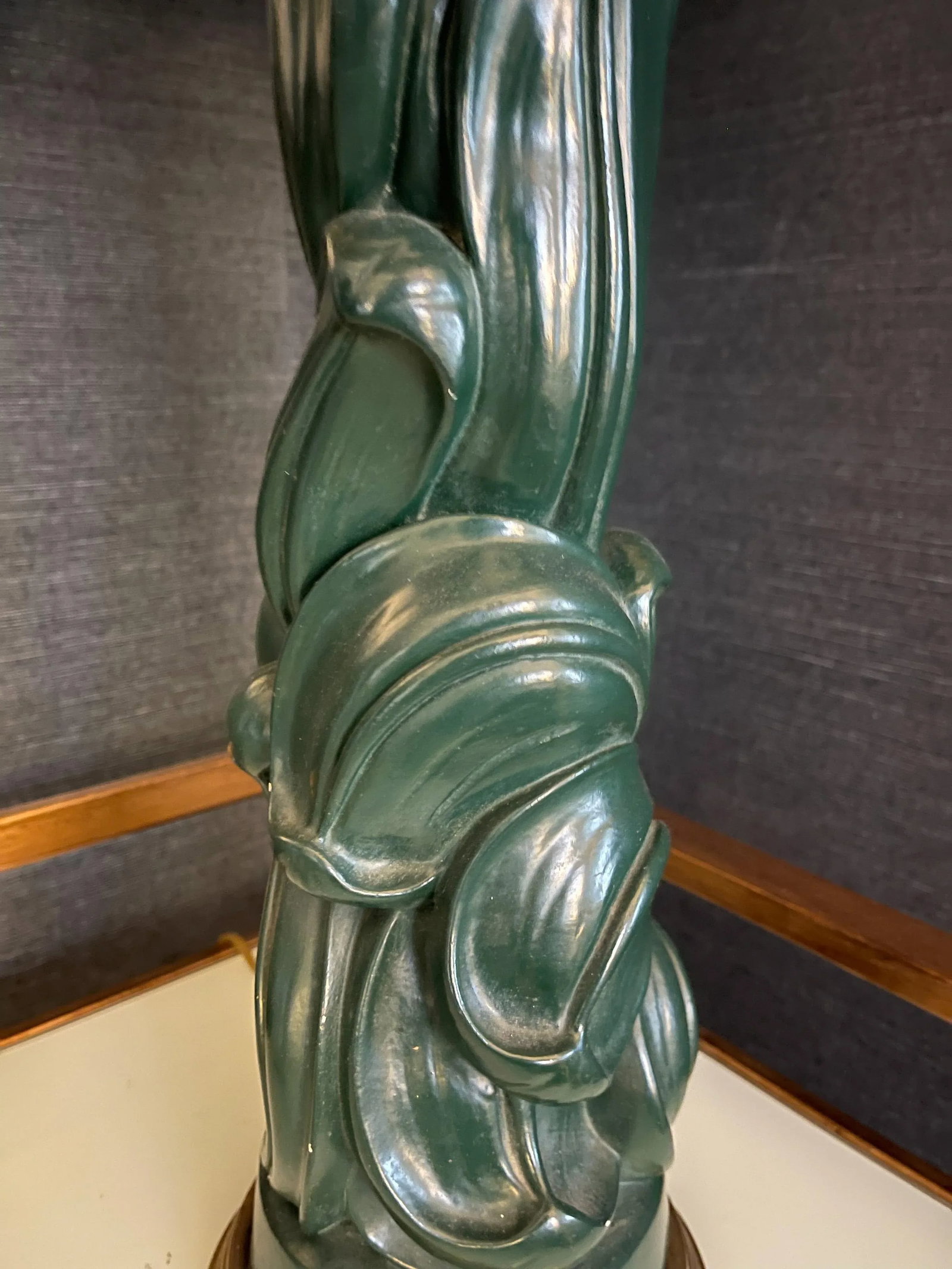 1950s Green Lacquered Dorothy Draper Serge Roche Lamp With Scroll Detail - 2