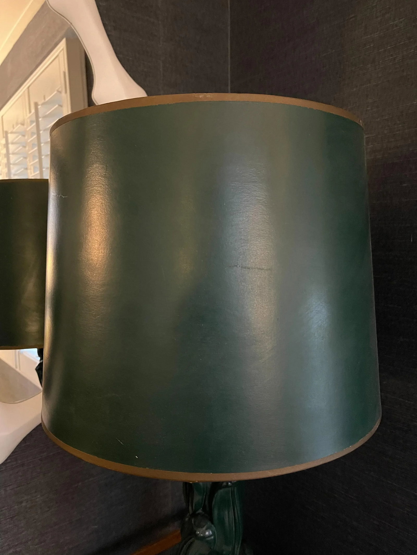 1950s Green Lacquered Dorothy Draper Serge Roche Lamp With Scroll Detail - 5