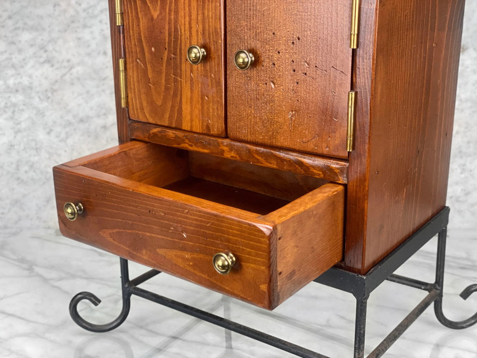 Vintage Farmhouse Pine Bonnet Chest Storage Box W/ Wrought Iron Stand - 7