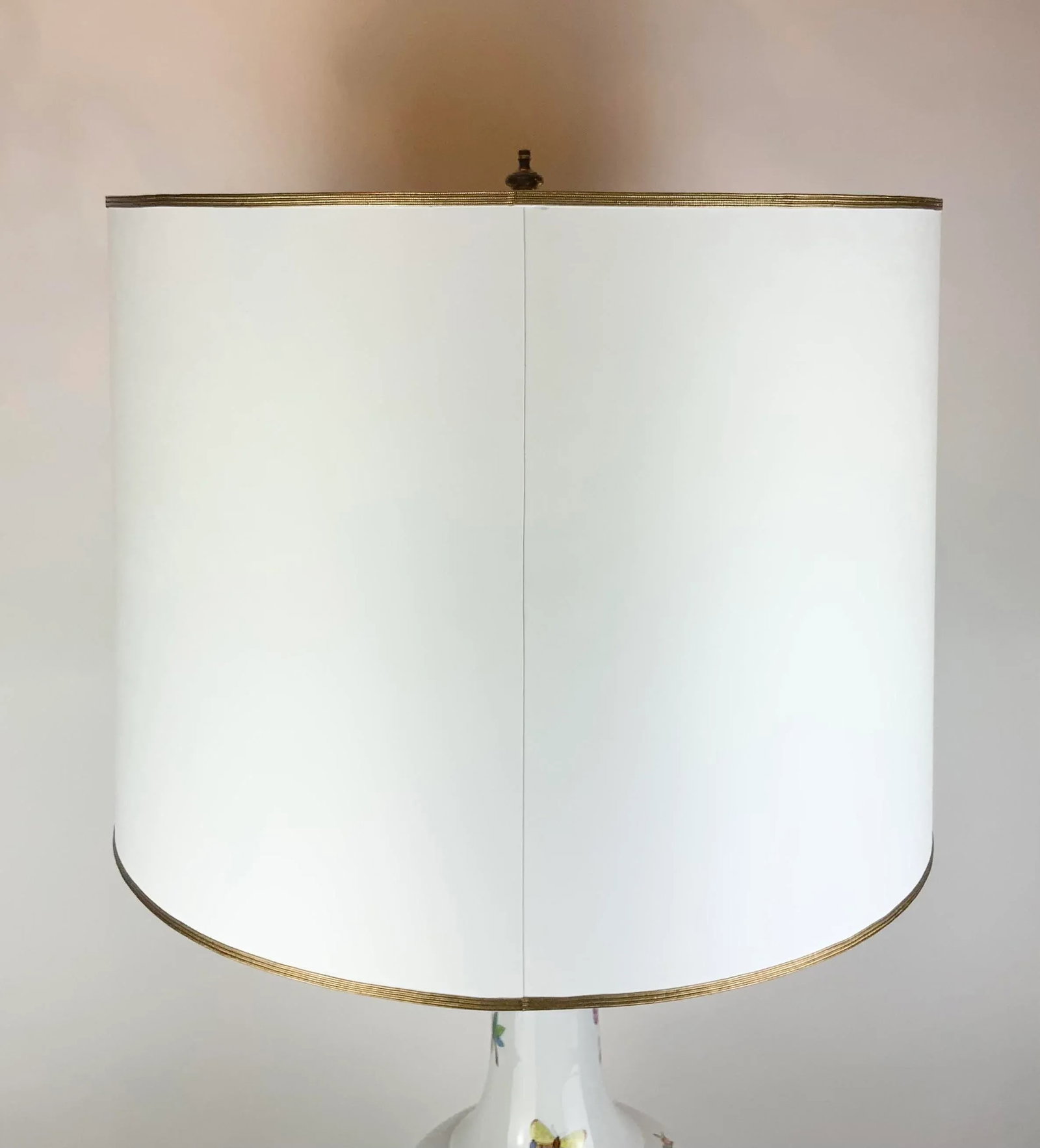 Herend Queen Victoria Lamp With Custom Shade - 11