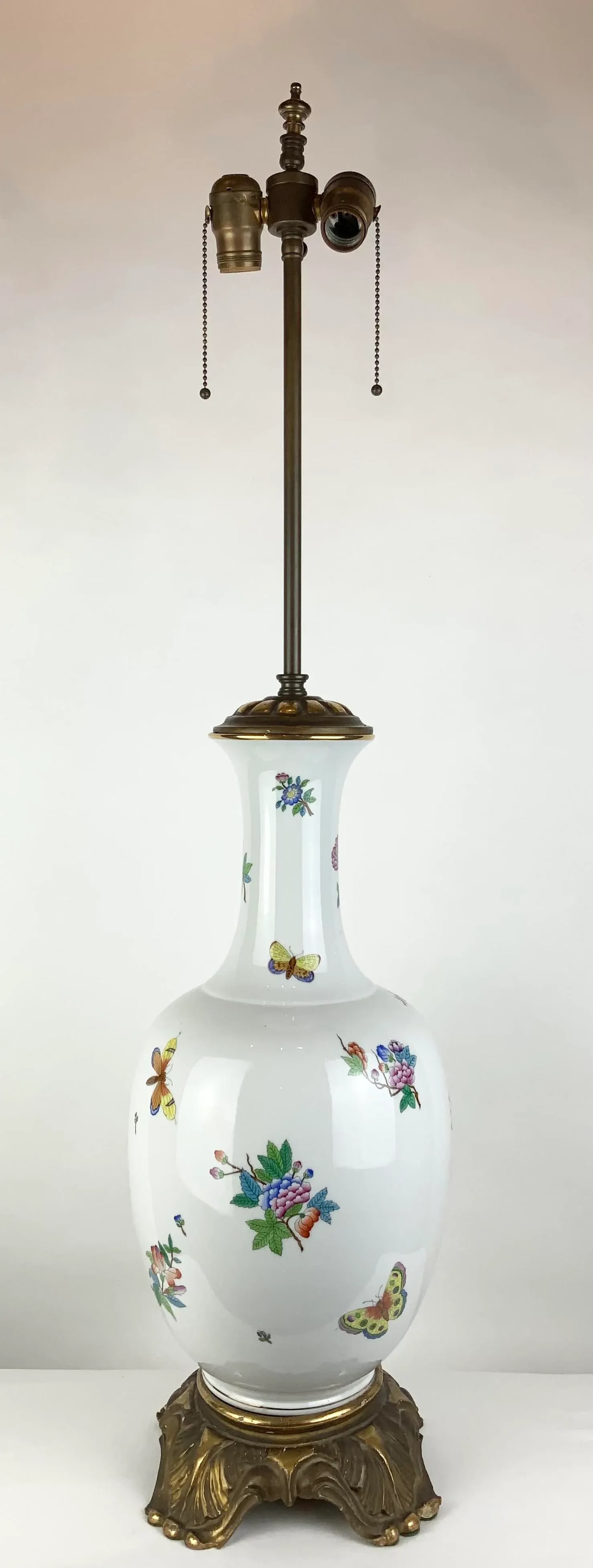 Herend Queen Victoria Lamp With Custom Shade - 6