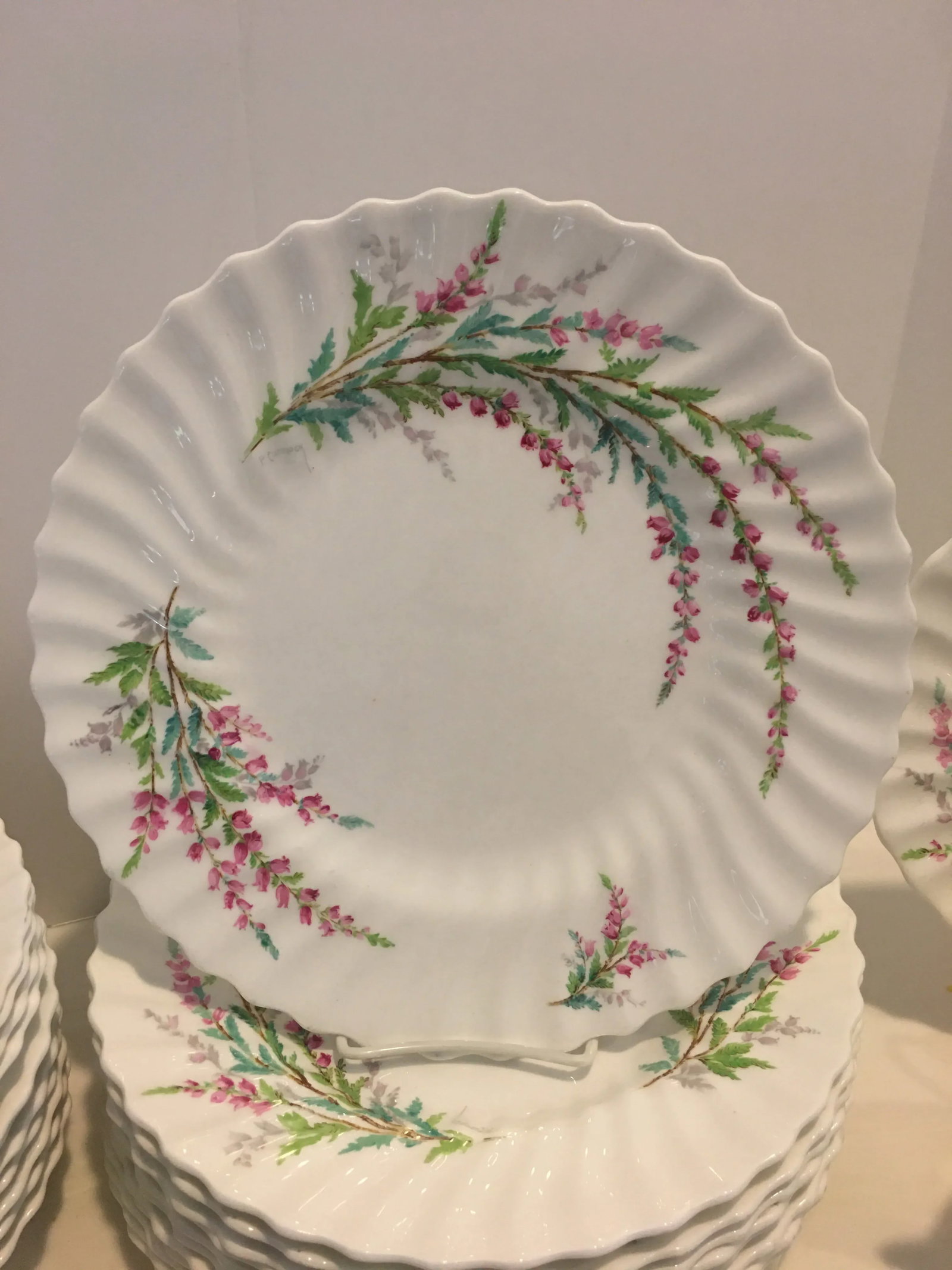 Royal Doulton Bell Heather Hand Painted 80 Piece China Set - 4