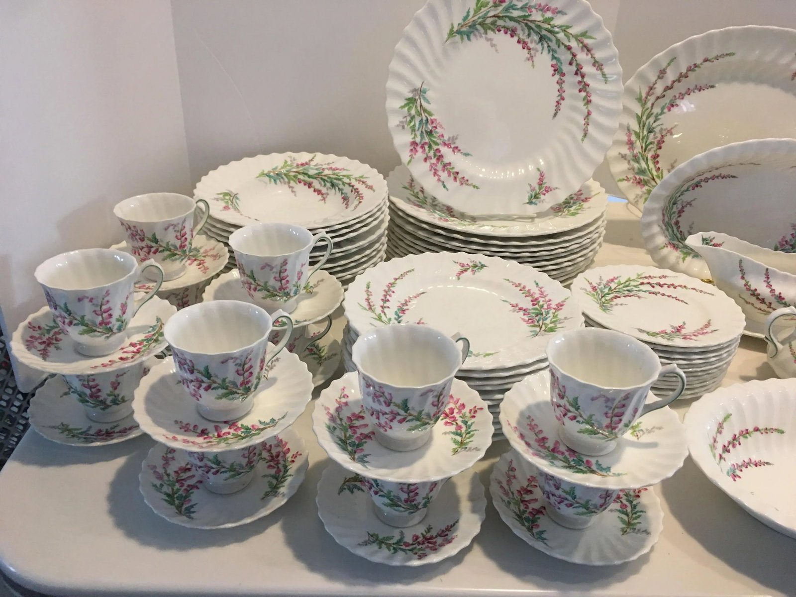 Royal Doulton Bell Heather Hand Painted 80 Piece China Set - 5