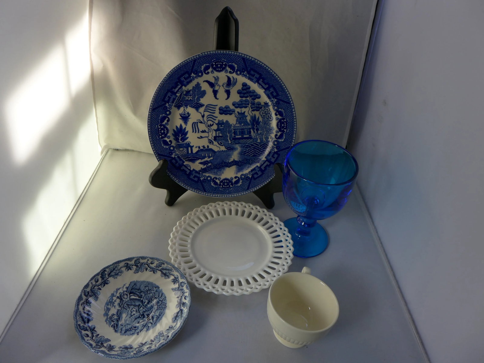 Vintage Mismatched Lunch Settings - Set of 5 - 4