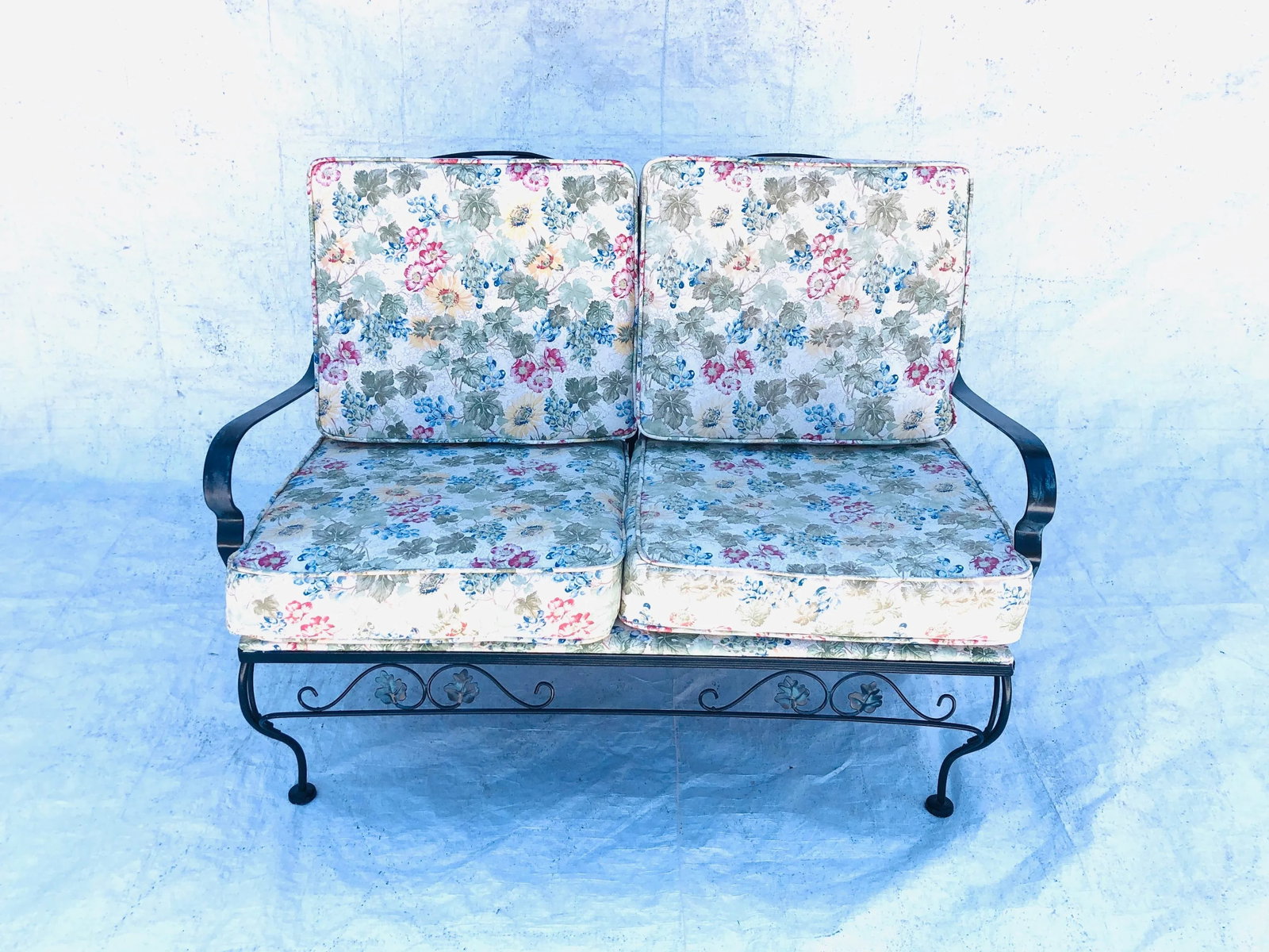 Vintage Meadowcraft Wrought Iron Outdoor / Patio Loveseat - 5
