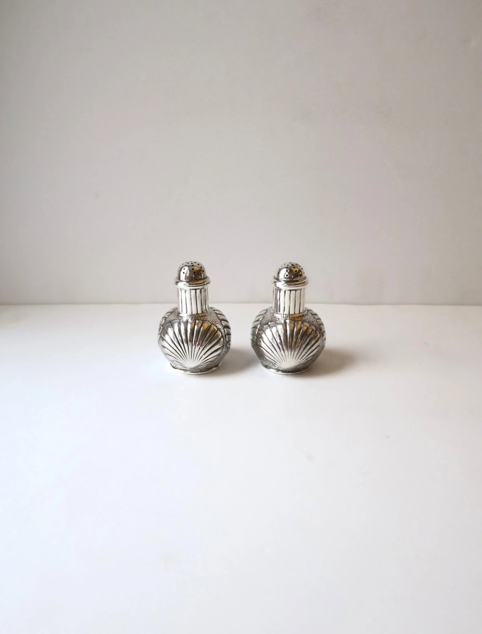 Sterling Silver Salt & Pepper Shakers Scallop Seashell Design by Caldwell - 3