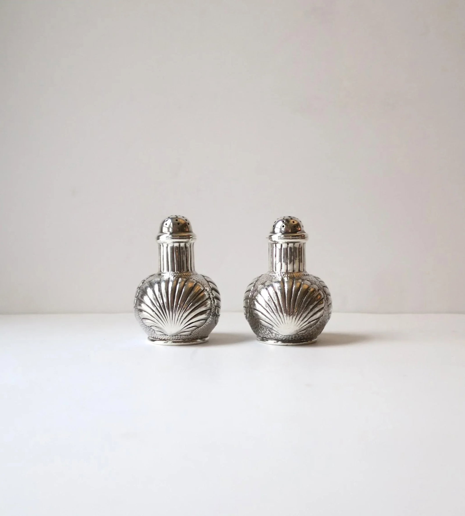 Sterling Silver Salt & Pepper Shakers Scallop Seashell Design by Caldwell - 8