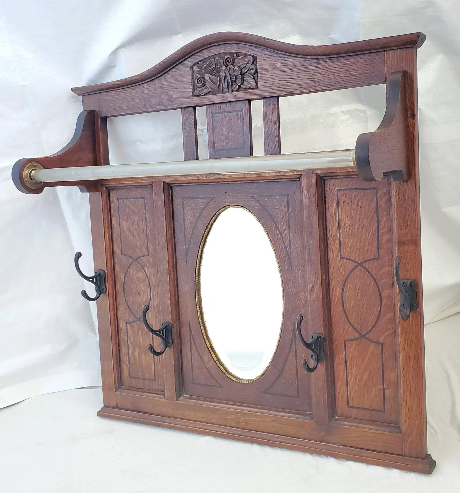 Antique 1910s Arts & Crafts Oak Entry Way / Hall Mirror With Hooks and Hanging Bar - 4