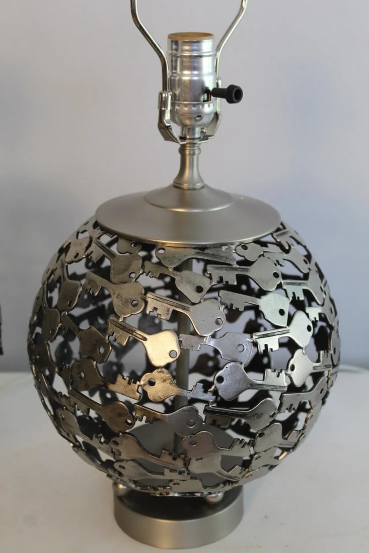 Mid 20th Century Enrico Castellani Influence Lamps - a Pair - 10