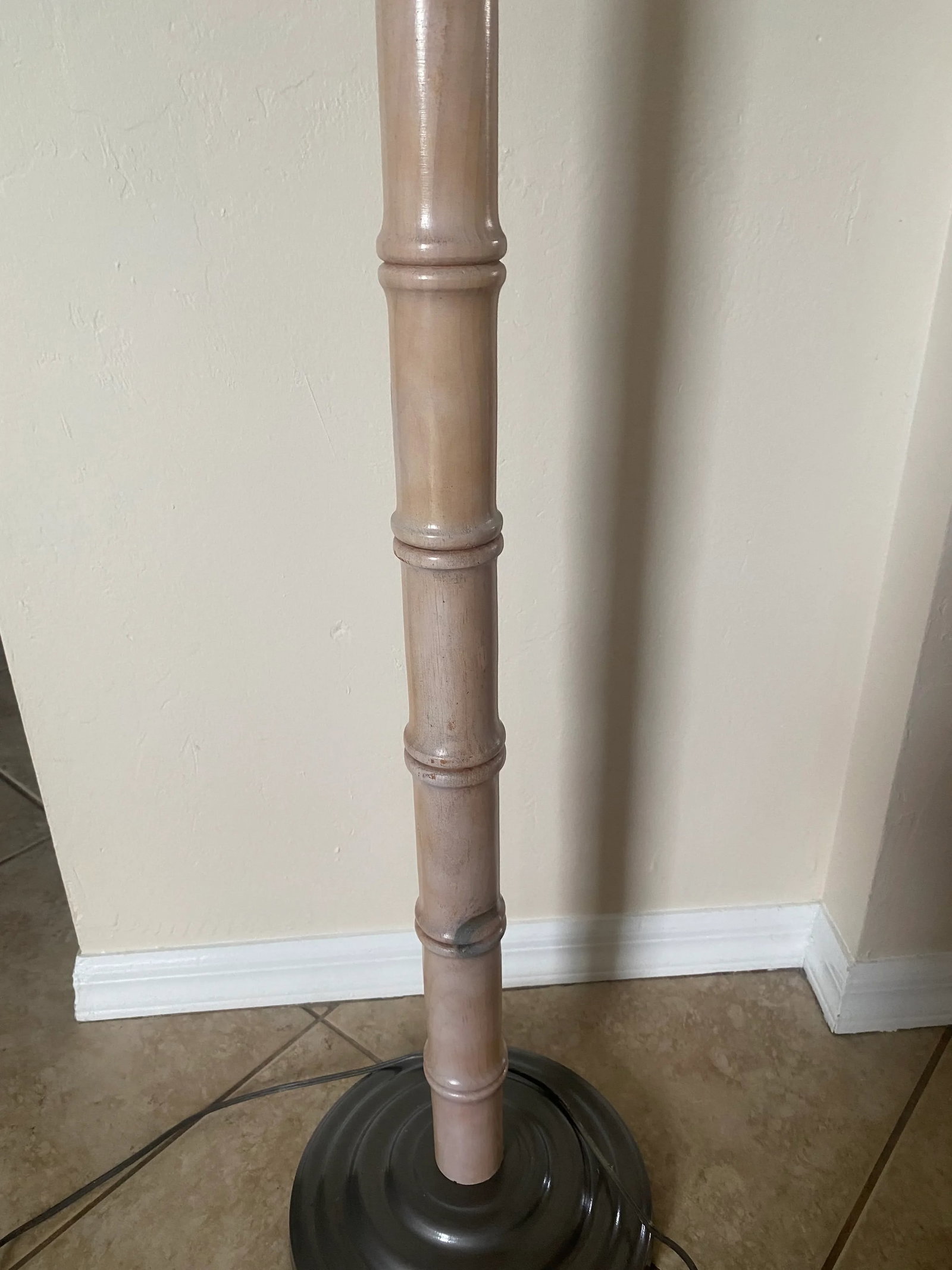 Vintage Midcentury Boho Carved Wood Faux Bamboo Floor Lamp - 5