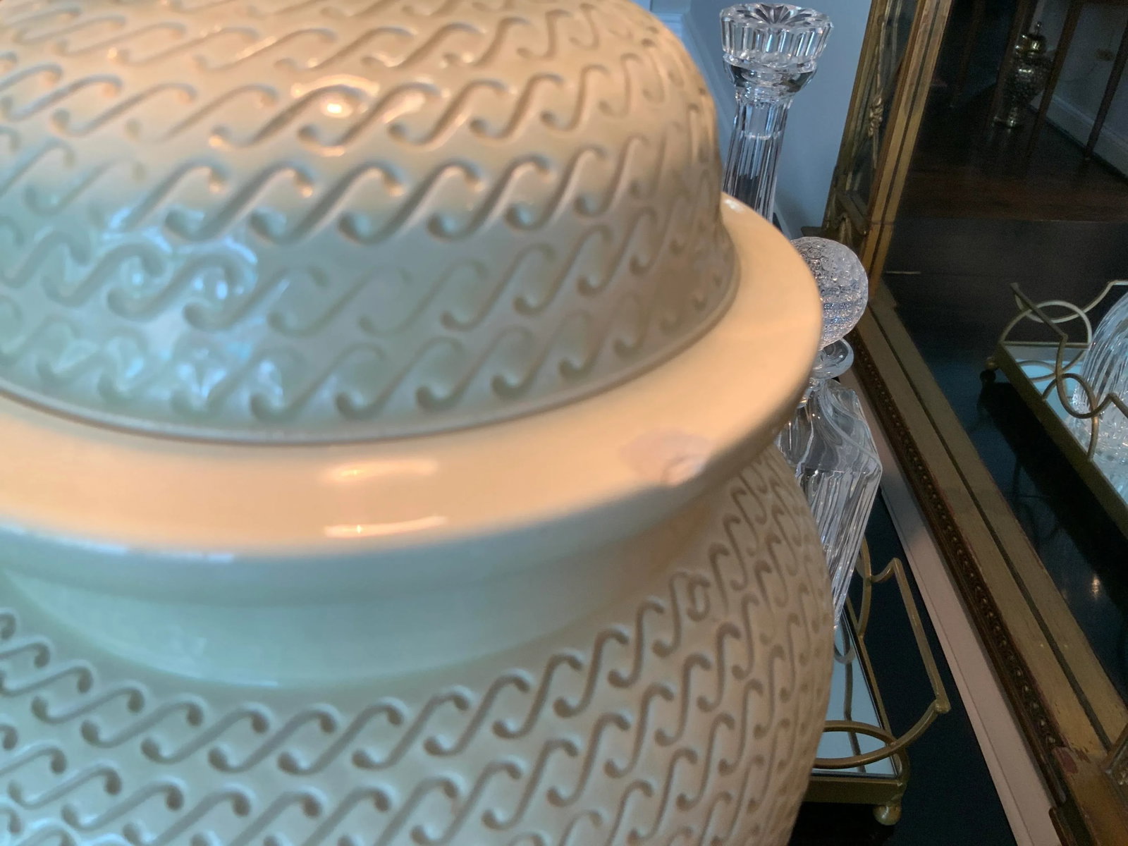 1980s Fredrick Cooper Cream Ginger Jar Lamp With Brass Appointments - 12