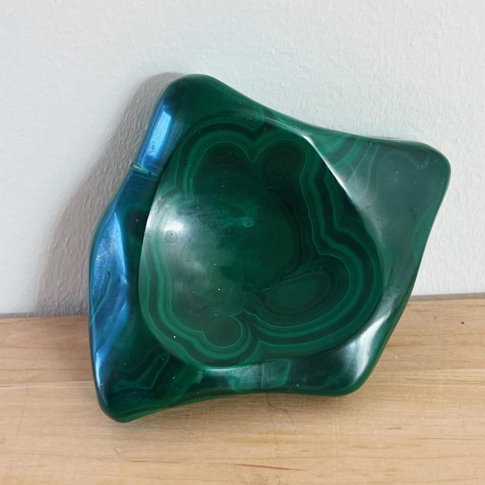Hand Carved Trinket Dish in Green Malachite Stone - 3