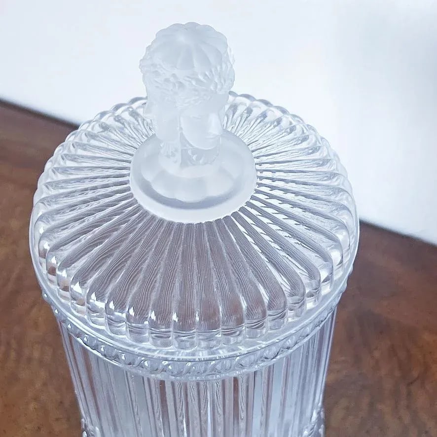 Antique Three-Faces Biscuit Jar in Glass With Satin Glass Three-Face Handle - 4