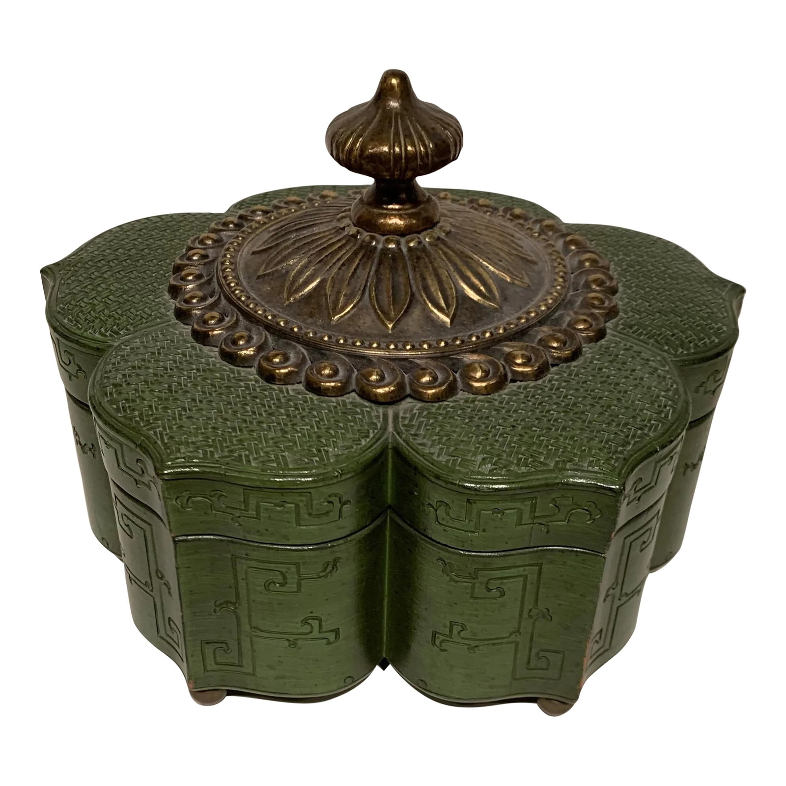 Vintage Lotus Wood Lidded Box: Vintage Lotus Wood Lidded Box with brass medallion top and handle Condition: Alterations: Original Condition Unaltered Imperfections: Some Imperfections Condition Notes: Very good Origin: India Ma