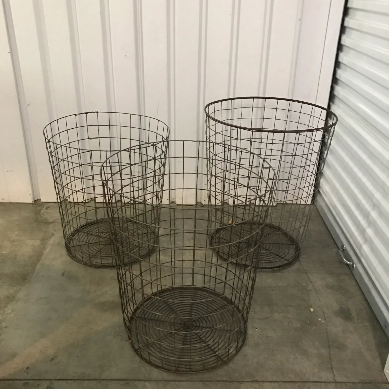 Vintage Wire Baskets - Set of 3 - 2