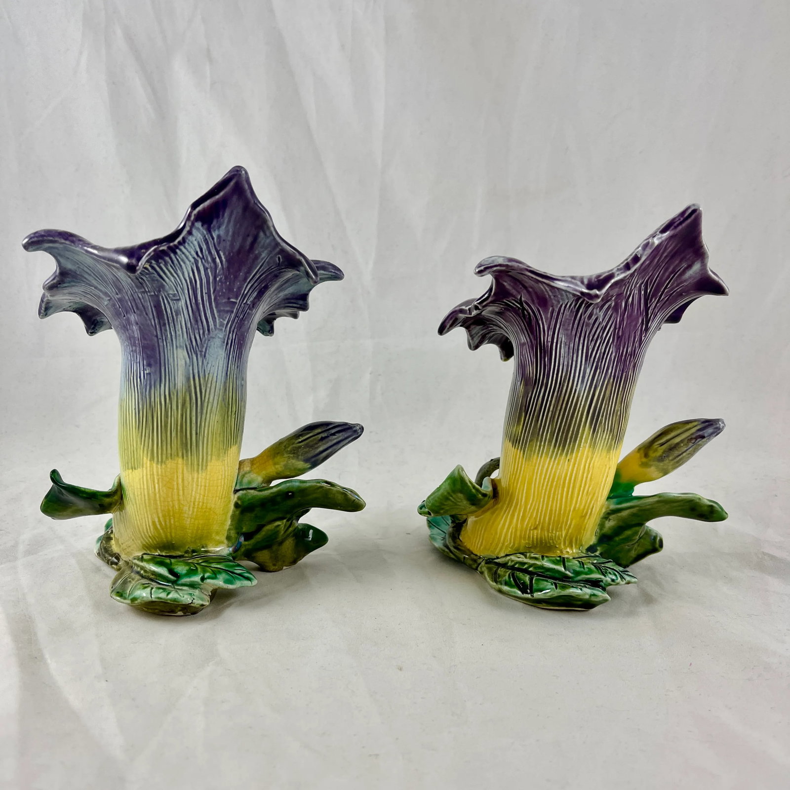 French Fives-Lille De Bruyn Purple Trumpet Vine Posy Vases, Circa 1890 - a Pair - 7