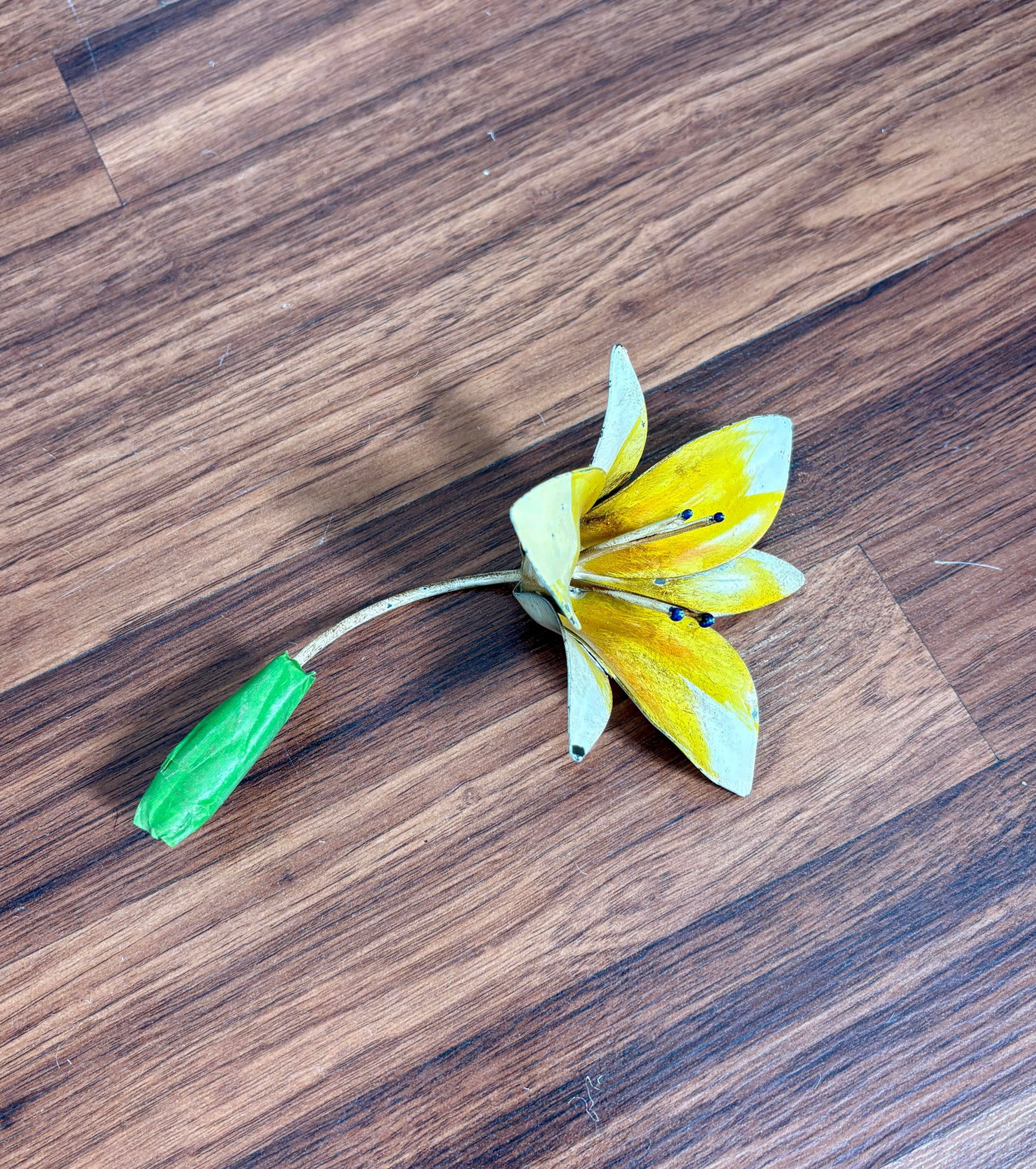 Mid Century Tole Floral Chandelier - 10