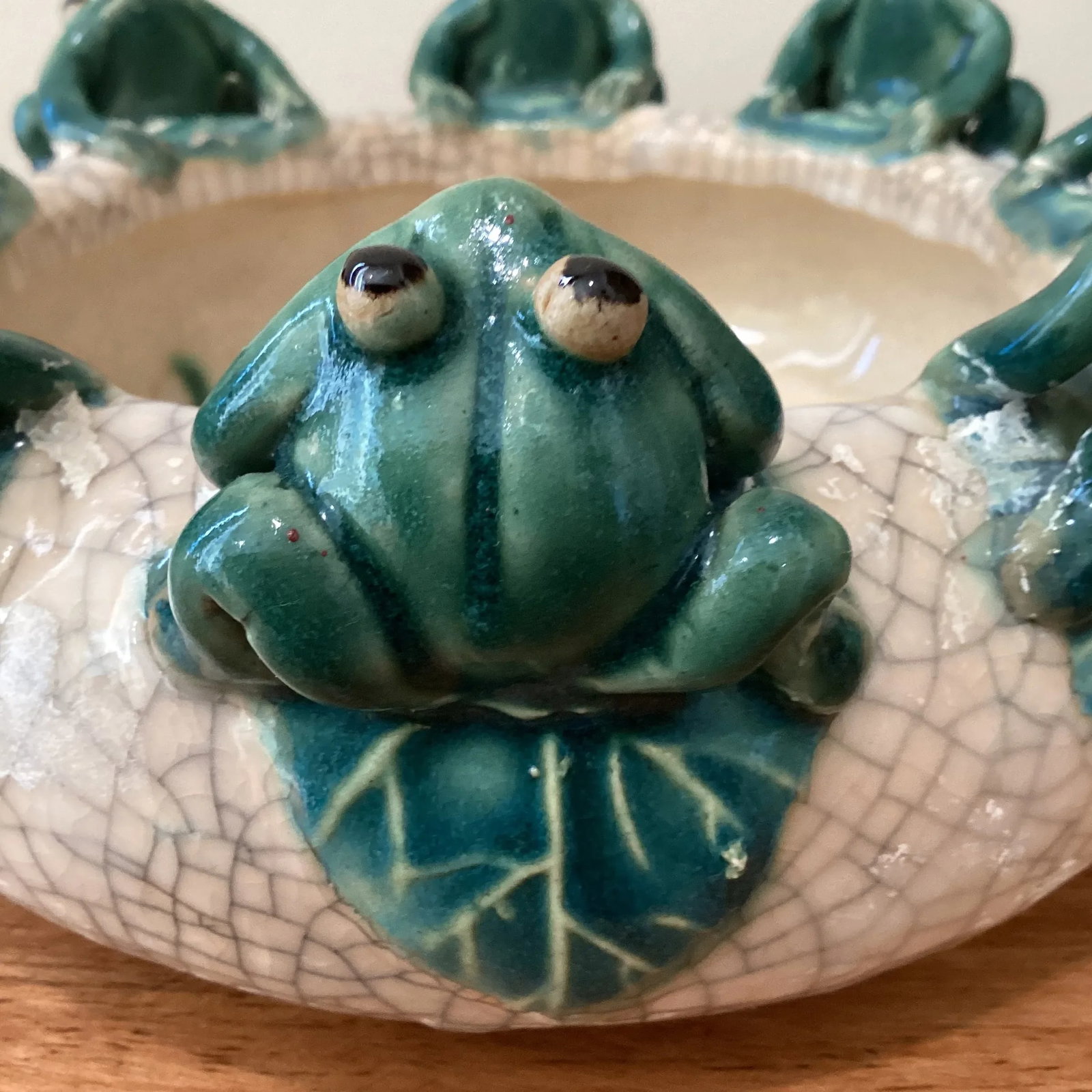 Antique English Majolica Glazed Ceramic Frog Catchall Bowl Planter - 7