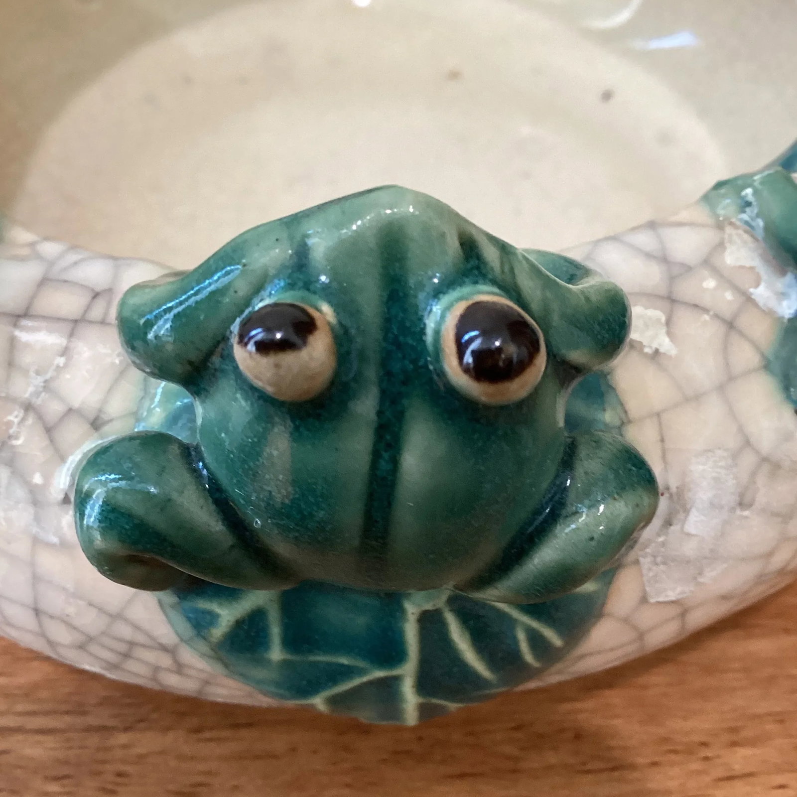 Antique English Majolica Glazed Ceramic Frog Catchall Bowl Planter - 8