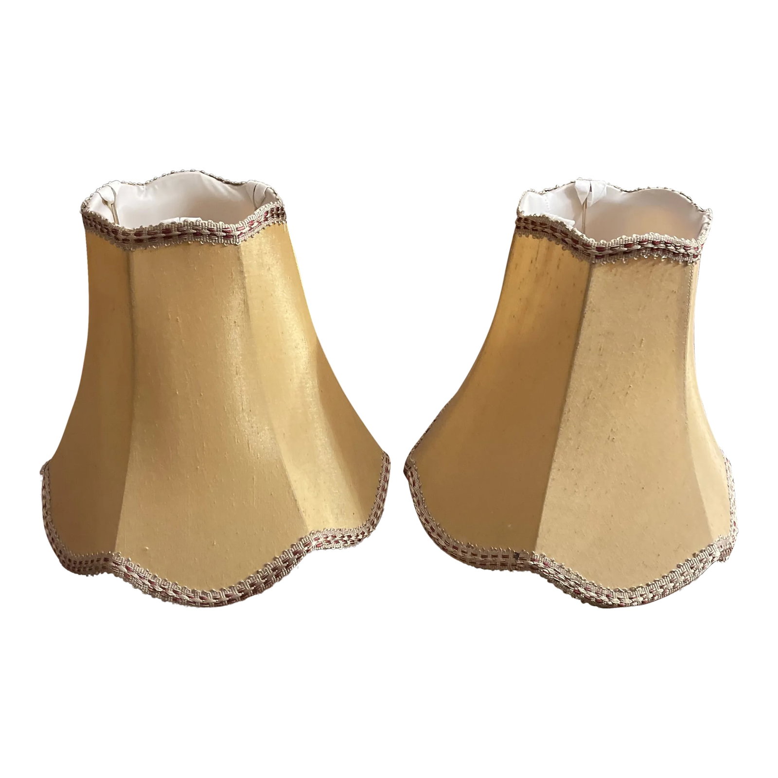 Pair Scalloped Gold Lamp Shades: Pair of scalloped bell lamp shades with gold and red trim. White lining. Does not use a harp. Condition: Alterations: Original Condition Unaltered Imperfections: Some Imperfections Condition Notes: