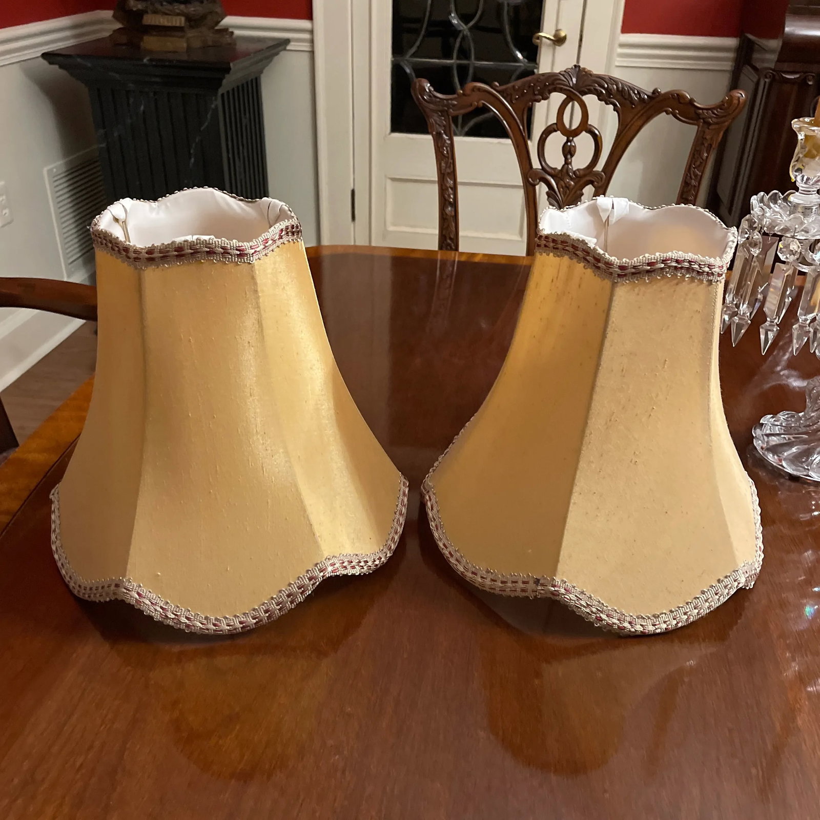 Pair Scalloped Gold Lamp Shades - 4