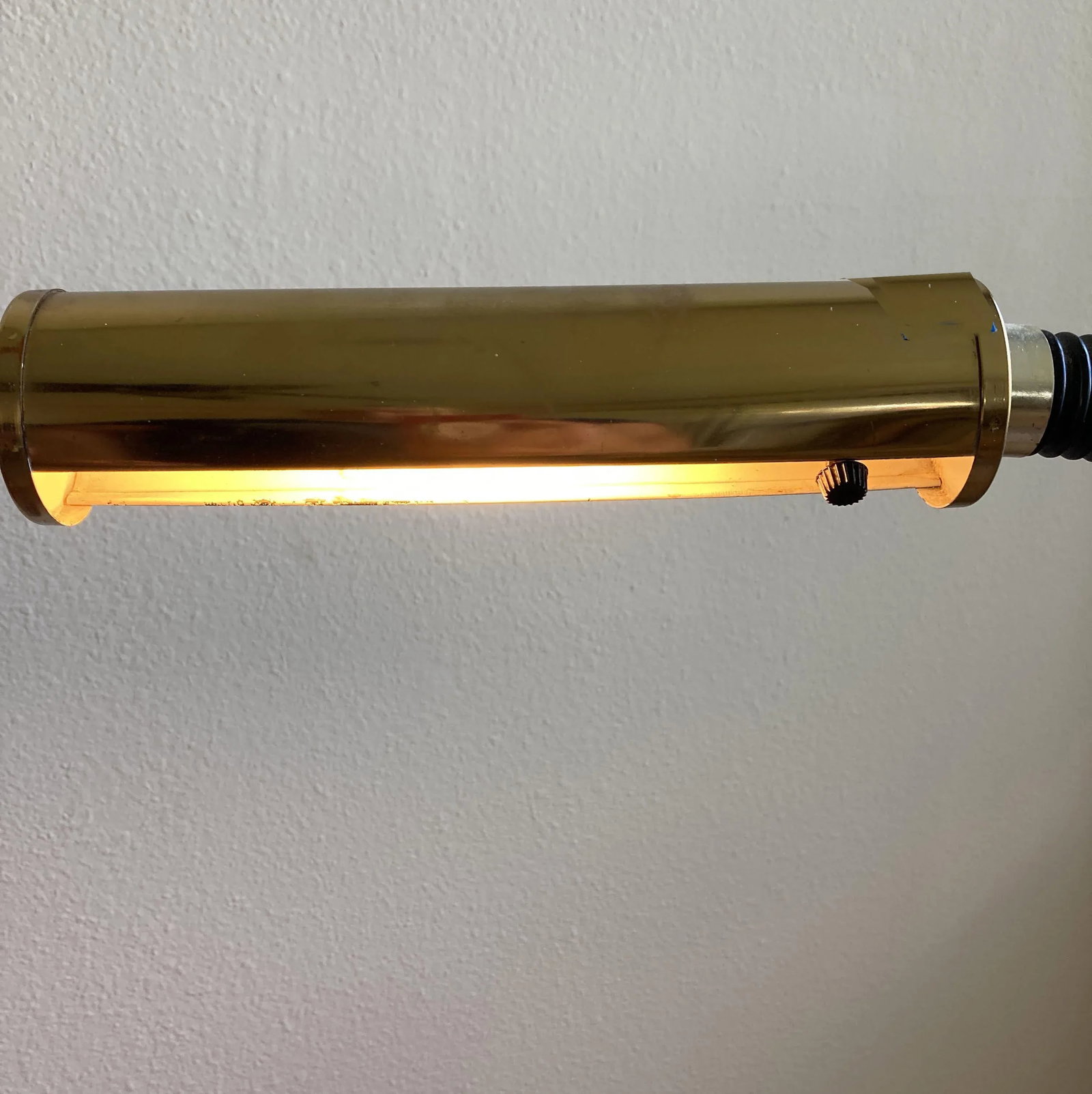 Vintage Black and Gold Toned Brass Standing Adjustable Pharmacy Floor Lamp Circa 1970s - 7