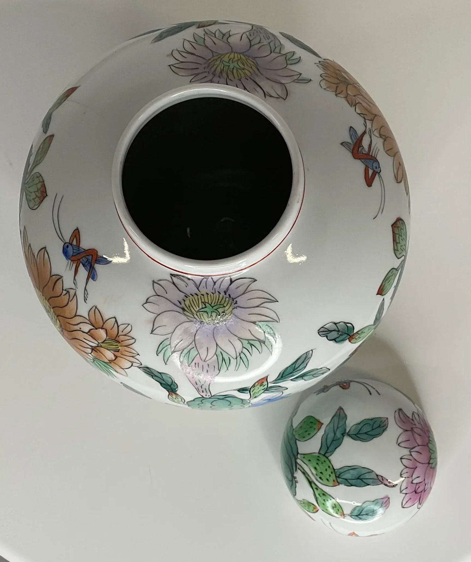 1980s Grasshopper and Floral Ginger Jar - 3