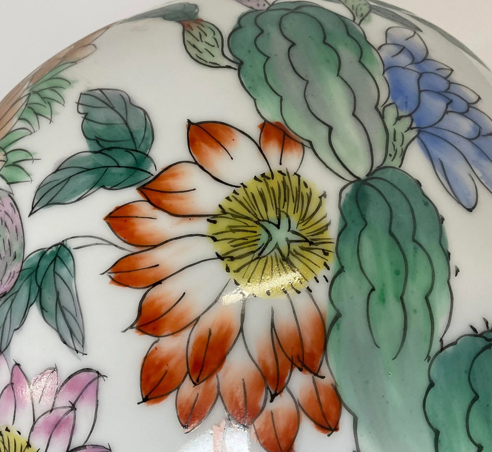 1980s Grasshopper and Floral Ginger Jar - 7