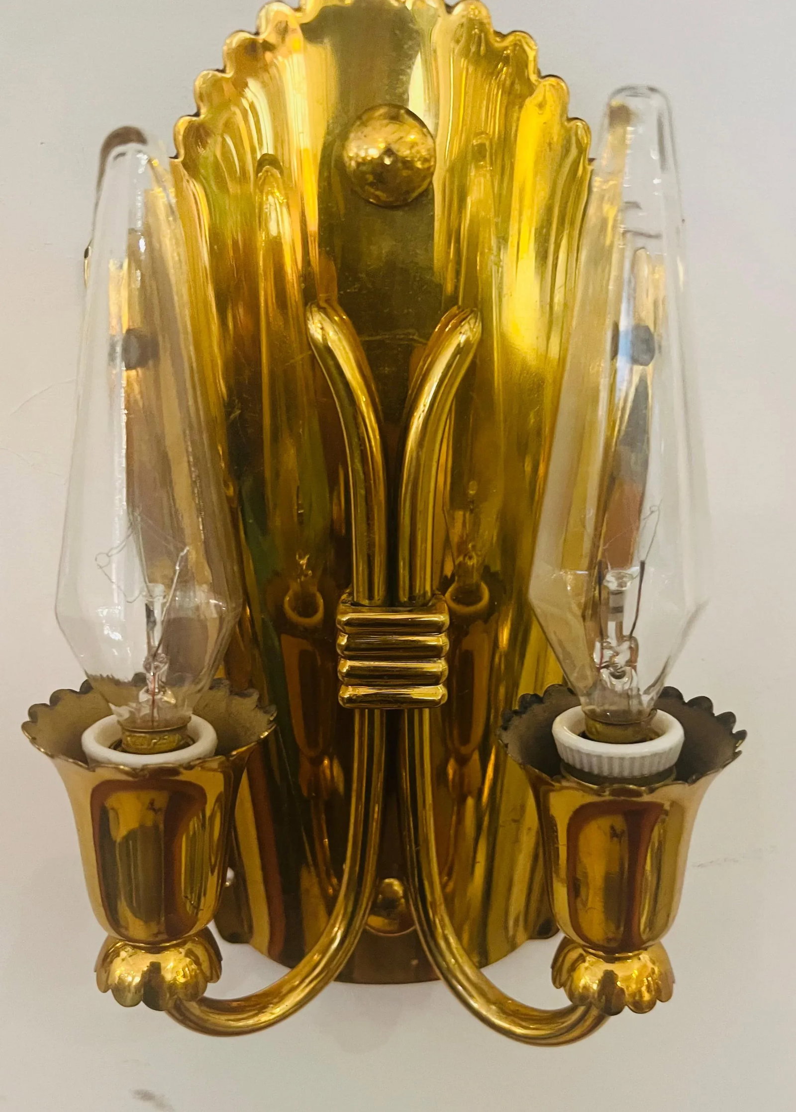 1960s Golden Brass Regency Italian Mid Century Wall Lamps - A Pair - 11