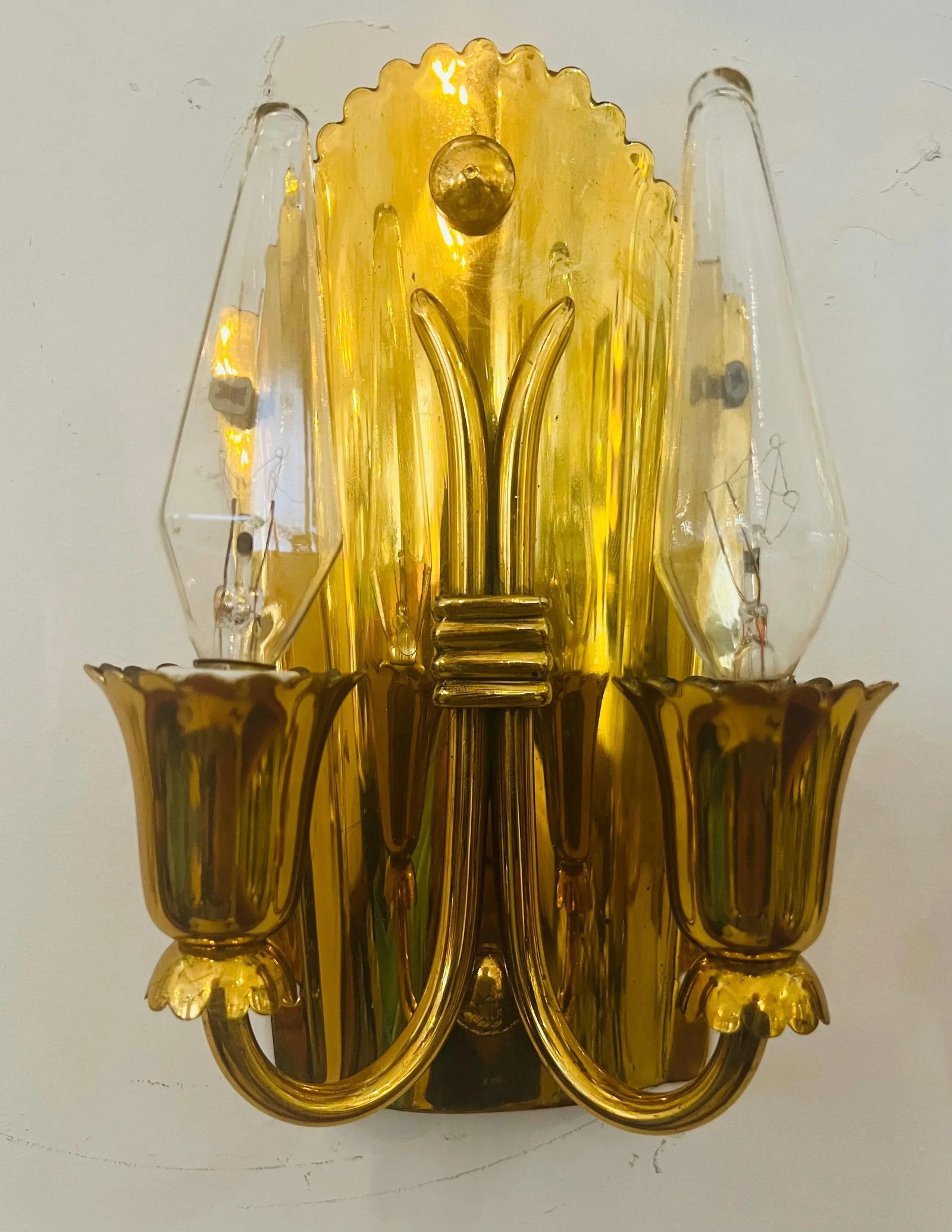 1960s Golden Brass Regency Italian Mid Century Wall Lamps - A Pair - 4