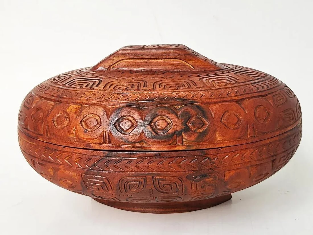 Handcarved Oceanic Wood Tureen - 3